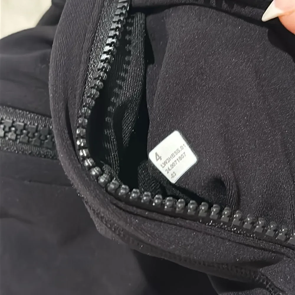 Lululemon Nulu Cropped Define Jacket Black size 4 NWT influencer - Picture 4 of 6